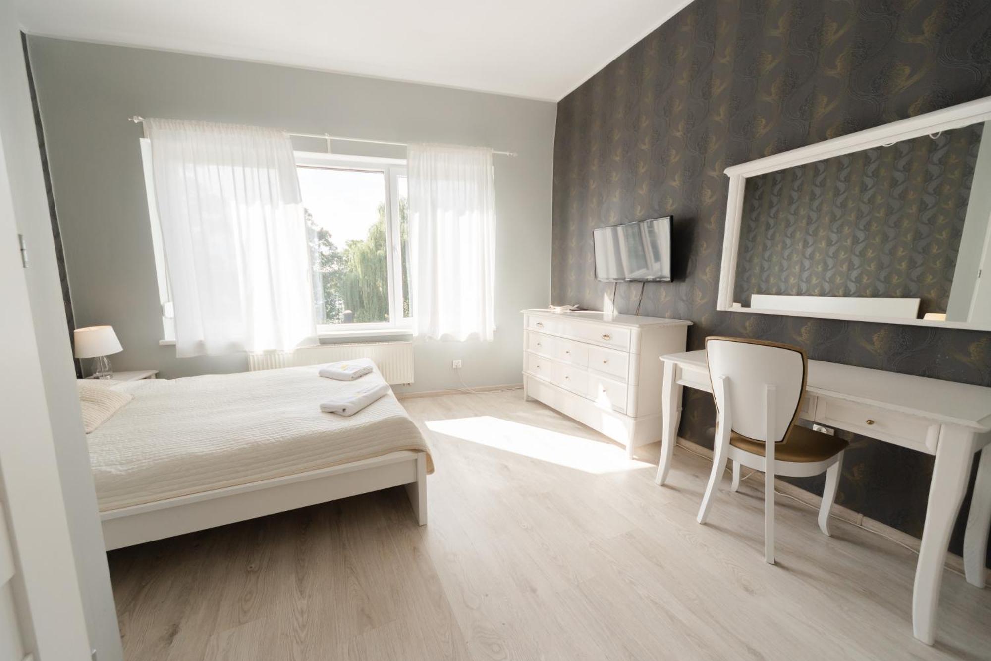 Sloneczna Hotel Шераков Екстериор снимка